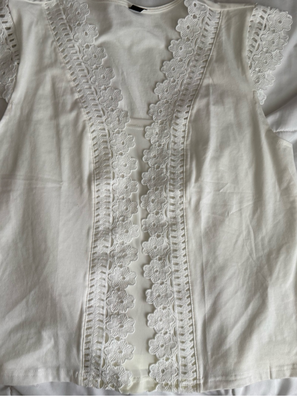 SHEIN White Floral Lace Trim Tank